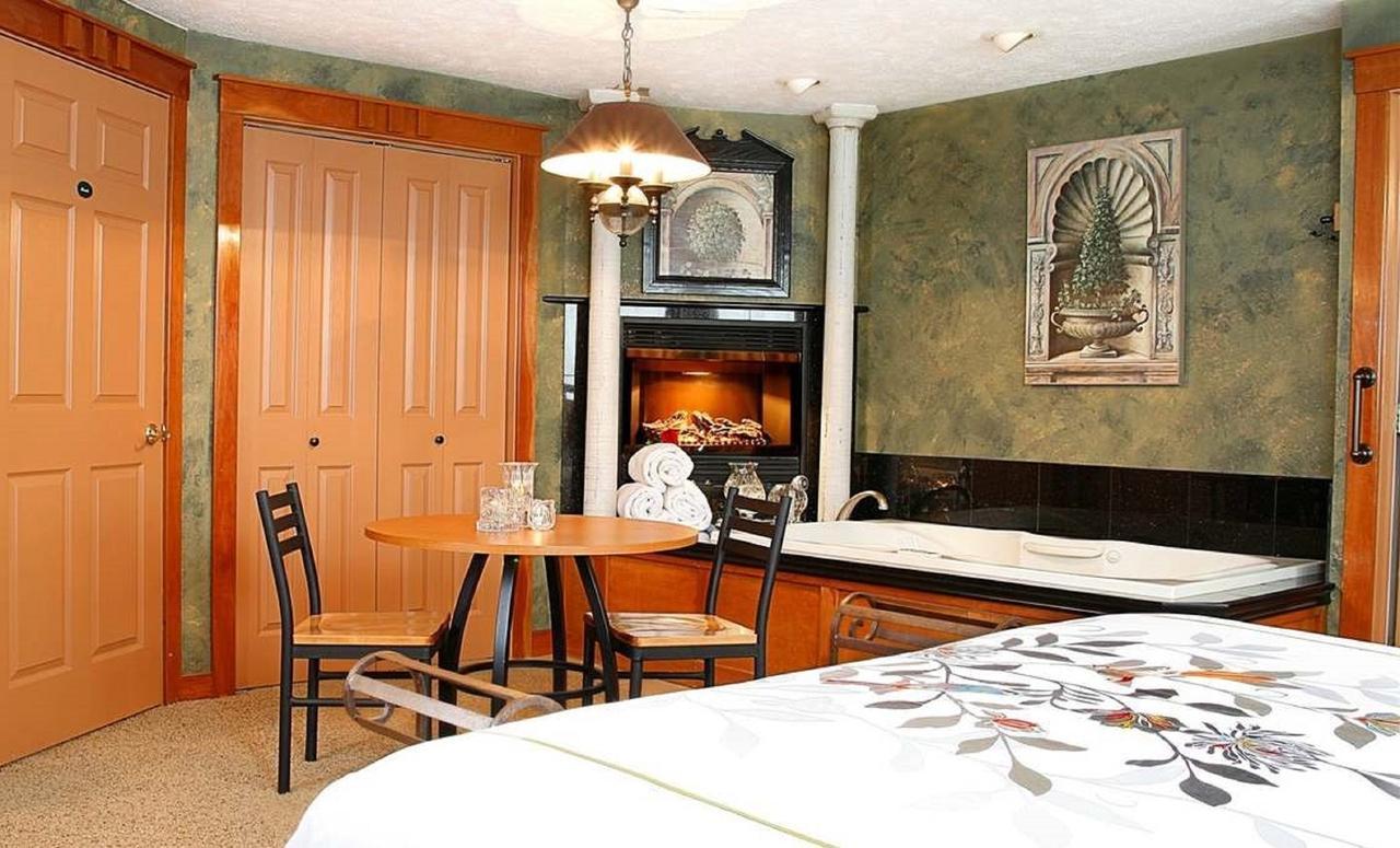 Prairieside Suites Luxury Bed & Breakfast グランビル エクステリア 写真