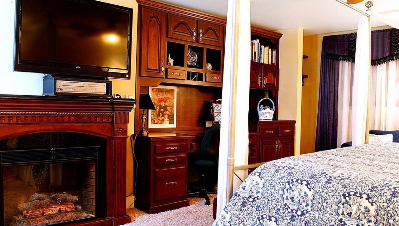 Prairieside Suites Luxury Bed & Breakfast グランビル エクステリア 写真